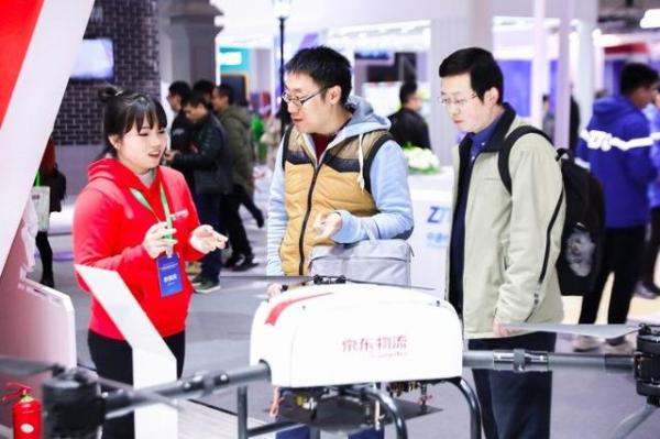 順豐、京東、中通、德邦、百世、蘇寧、菜鳥等名企炫技！物流人的飯碗還保得住嗎？
