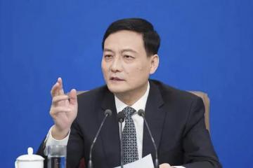工信部部長肖亞慶：推動提高物流配送等領域新能源汽車比例