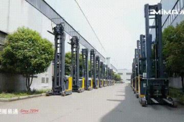 座駕前移式叉車(chē)批量發(fā)貨至海外