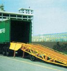 移動(dòng)式登車(chē)橋 